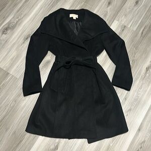 Michael Kors belted coat- L